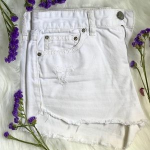 FAV Free People: White Distressed Cut Off Shorts
